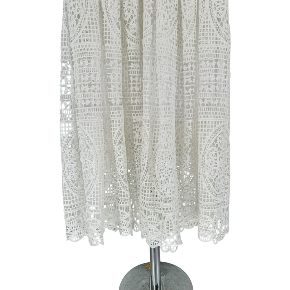 Olivia Culpo x Le Tote White Medallion Lace High Neck Midi Dress size Large - Picture 6 of 13